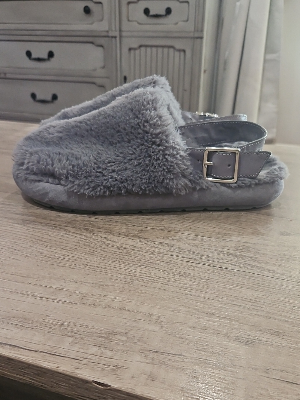 Marc Fisher LTD sandals size 6